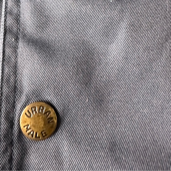 Men's Vest - Picture 13 of 13